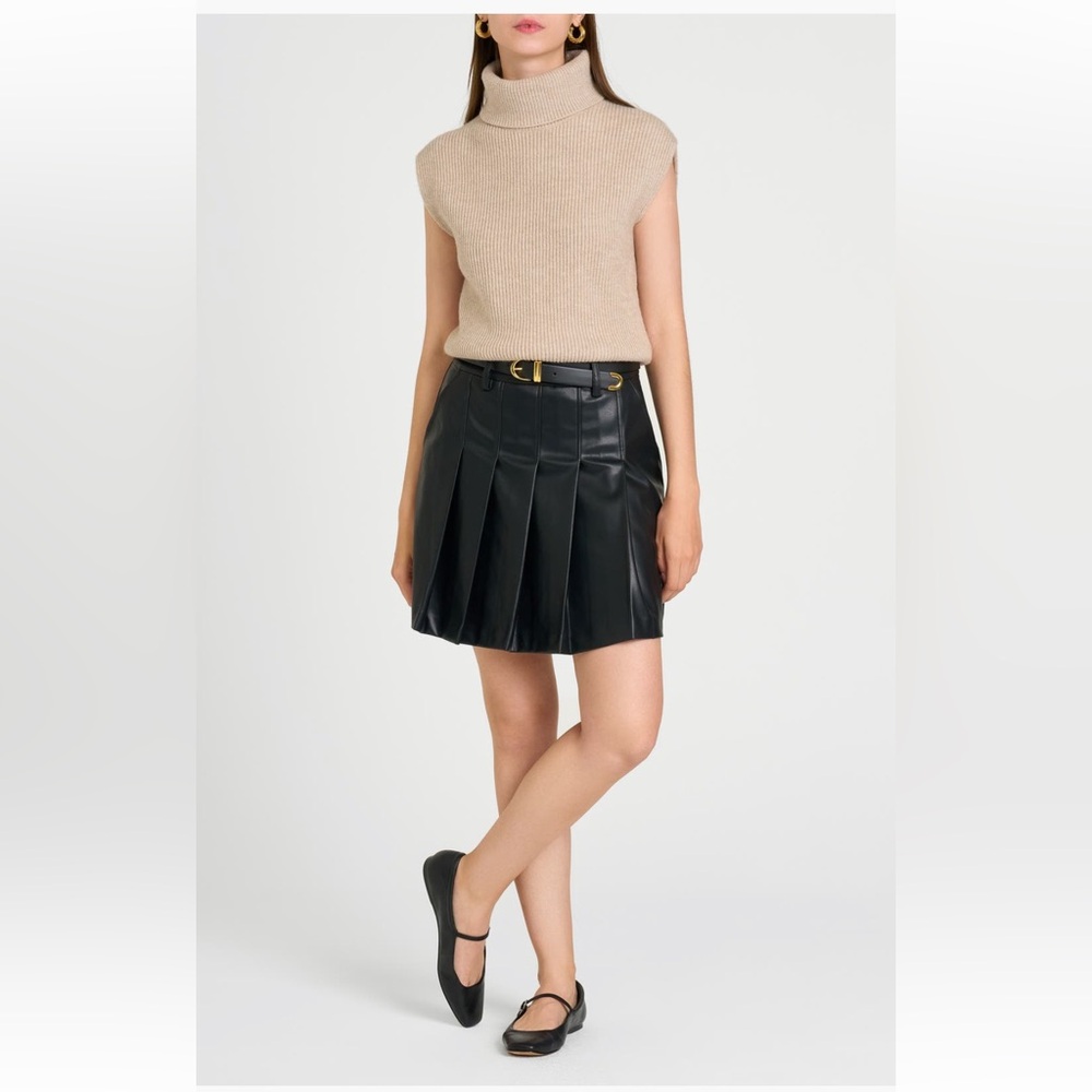 WAYF Kai Rib Cap Sleeve Turtleneck Sweater - Picture 4 of 4